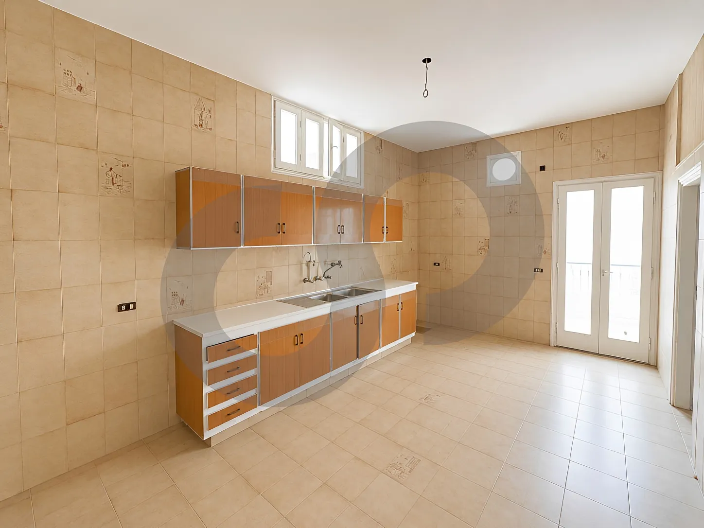 Building for Sale in Ras Al Naba'a