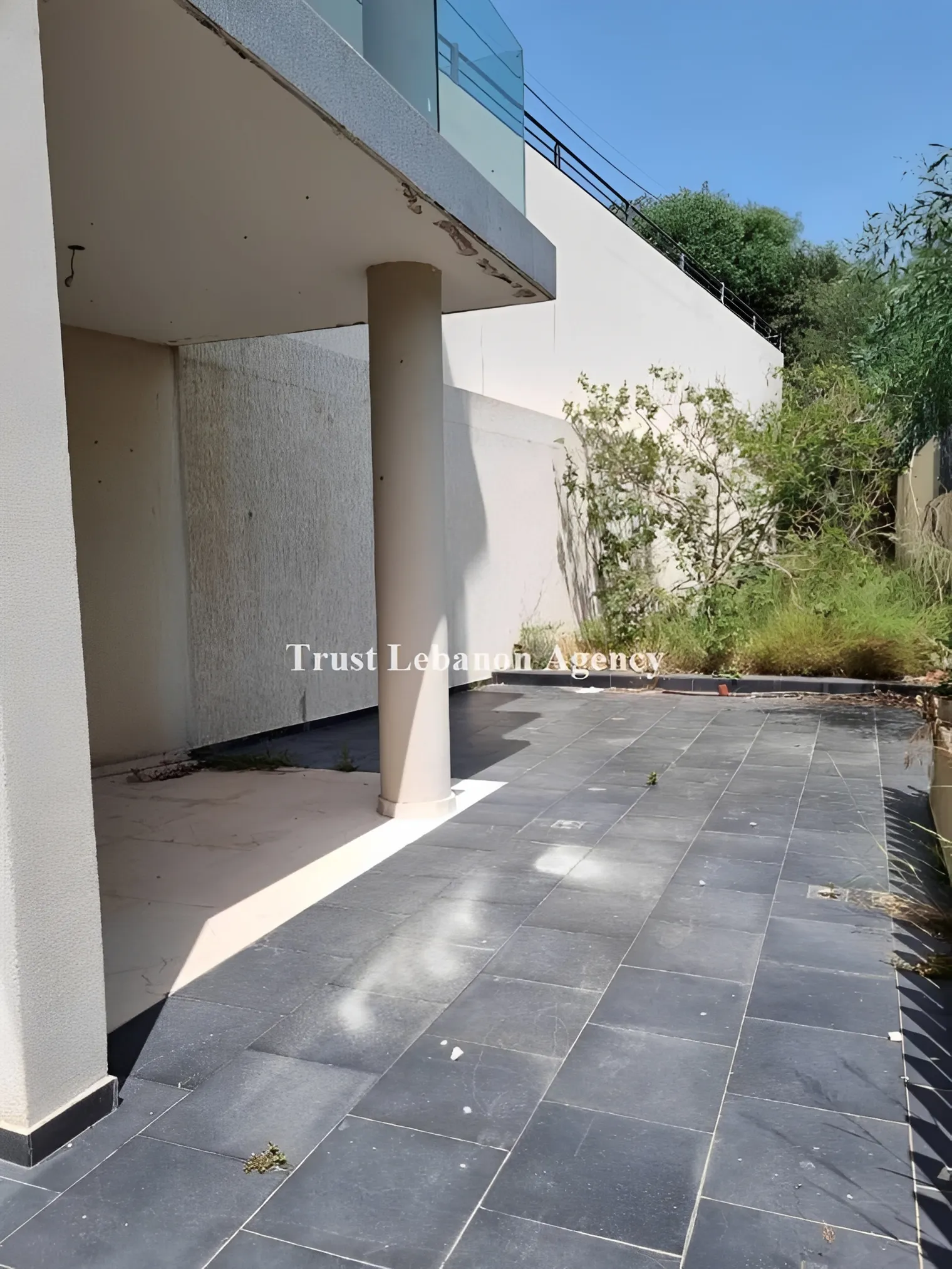 Triplex for Sale in Baabda