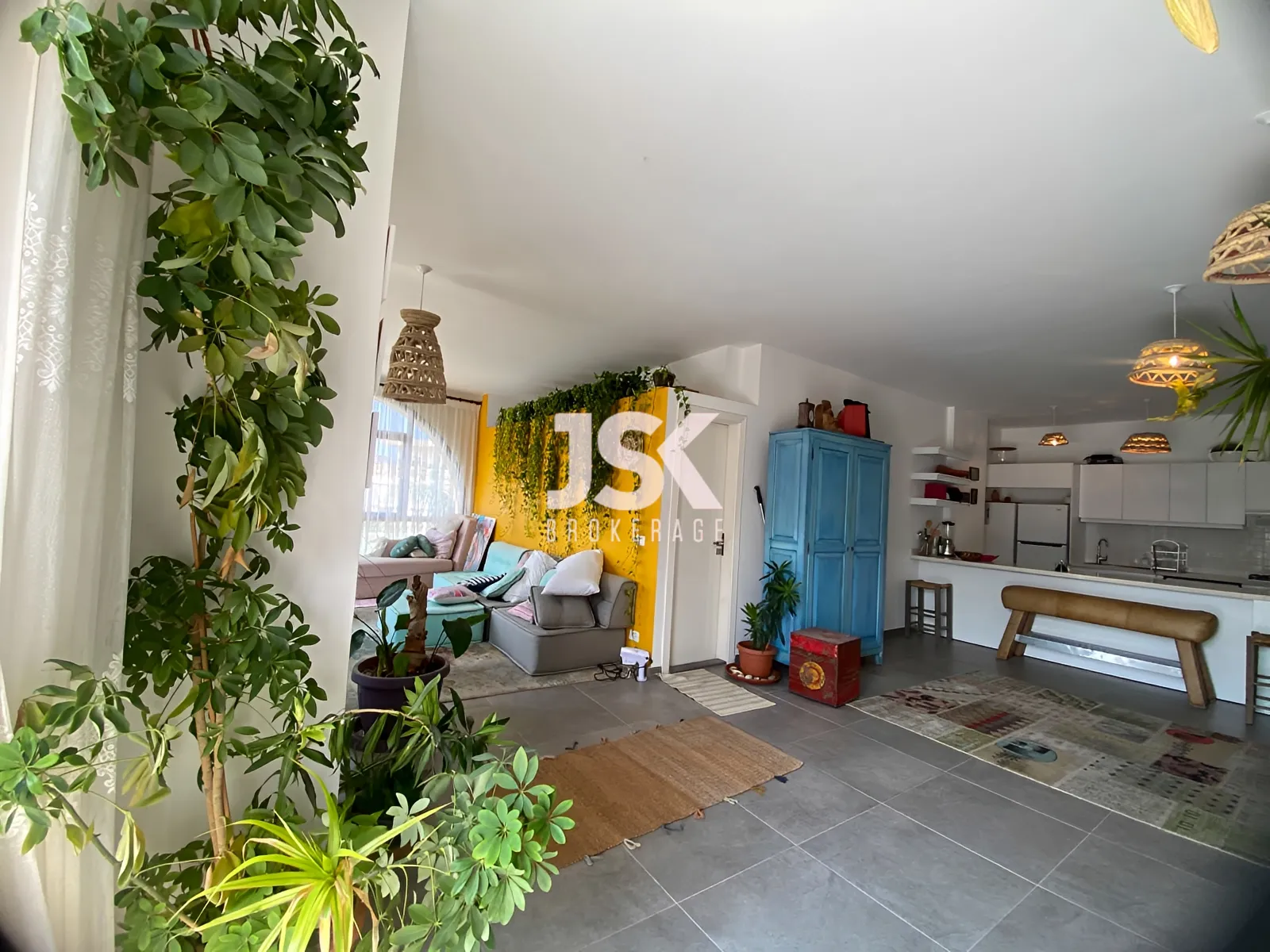 Apartment for Rent in Batroun