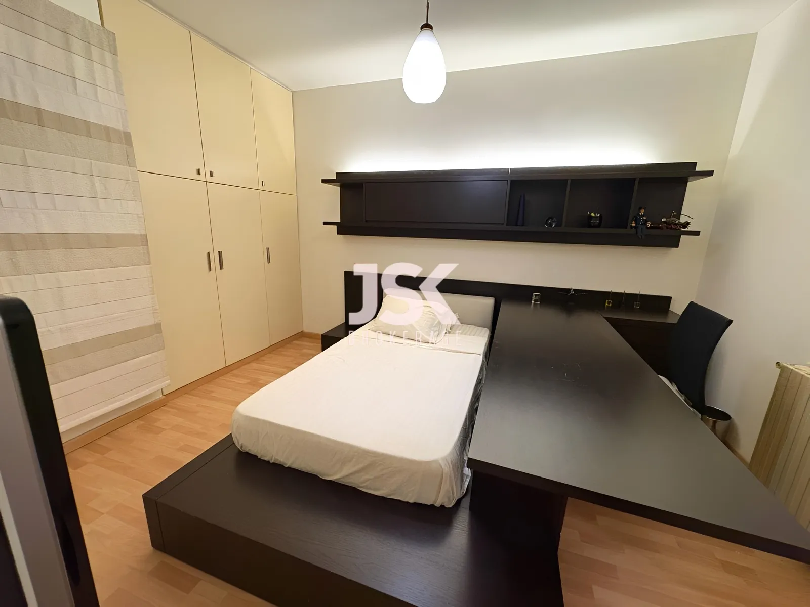 Apartment for Rent in Achrafieh - 2 bed, 3 bath