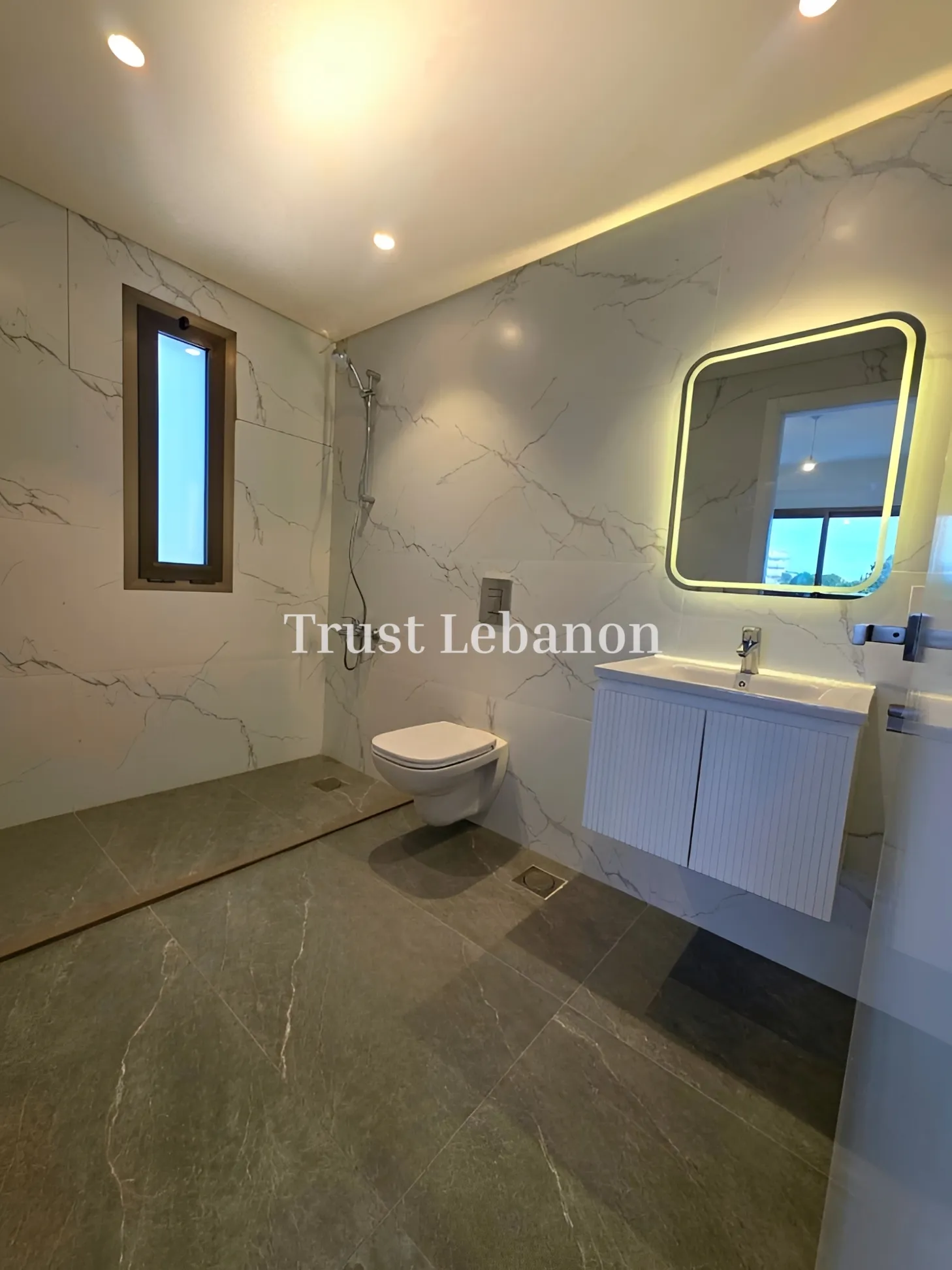 Apartment for rent in Adma w Dafnah