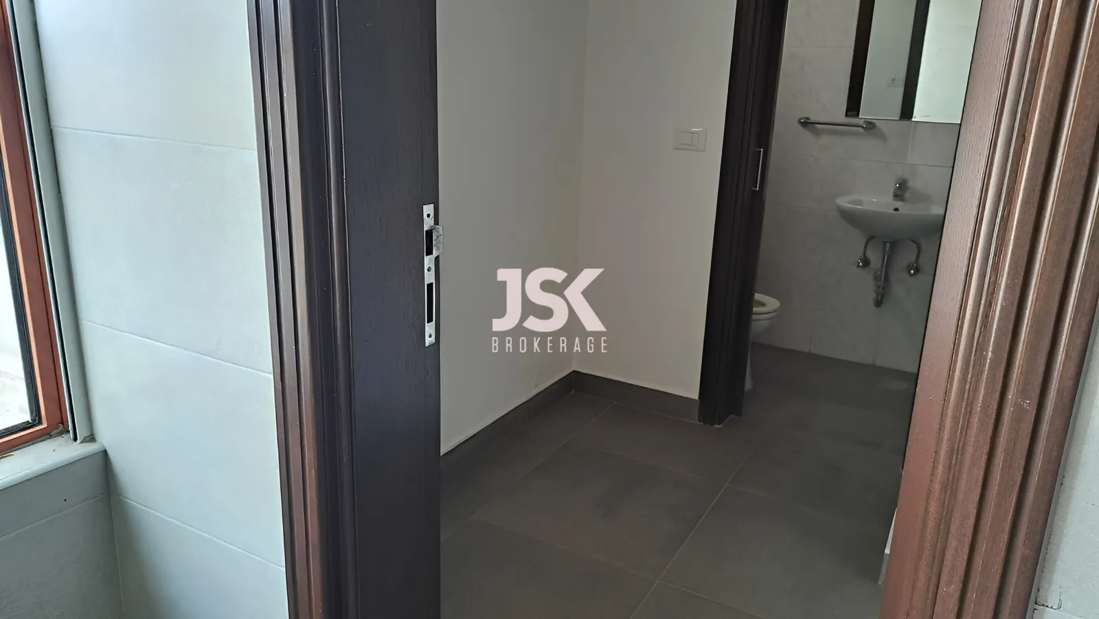 Apartment for Sale in Jnah
