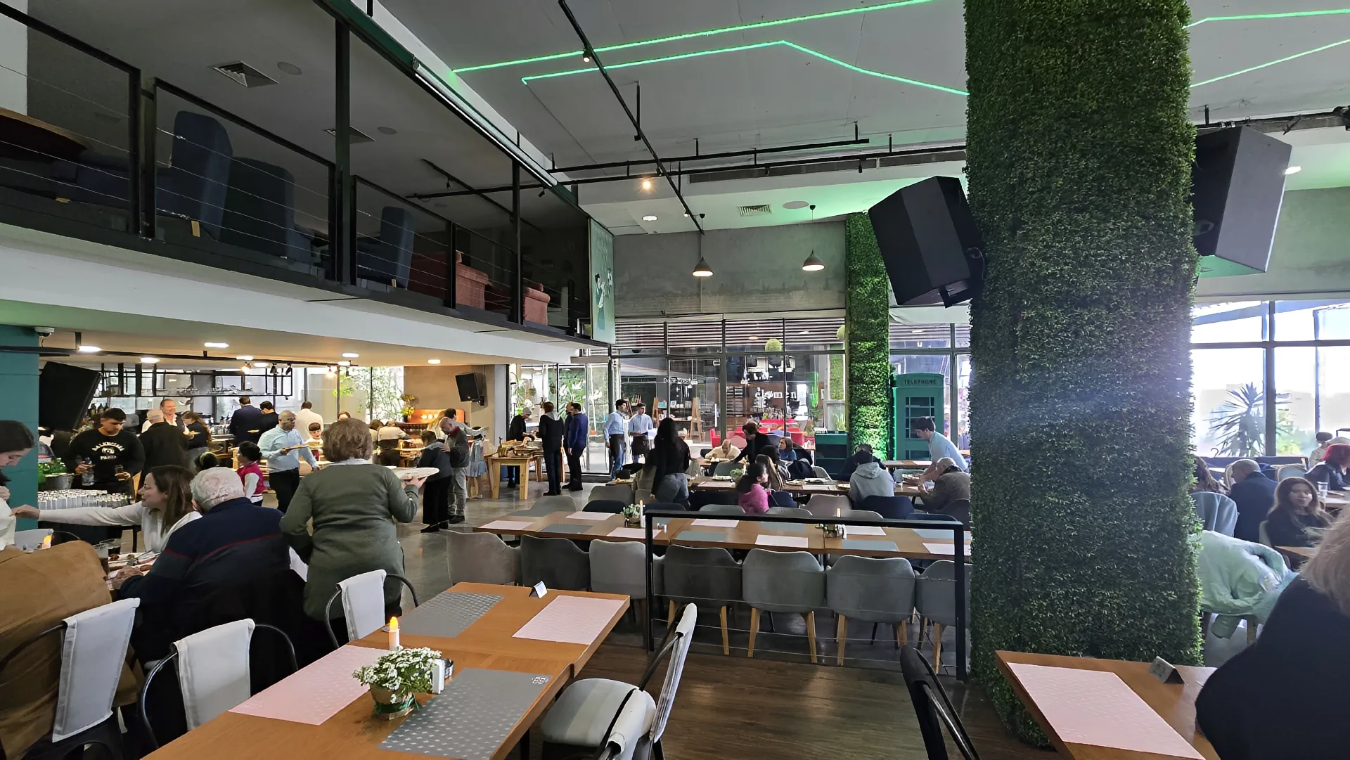 Restaurant for rent in Kfar Hbab