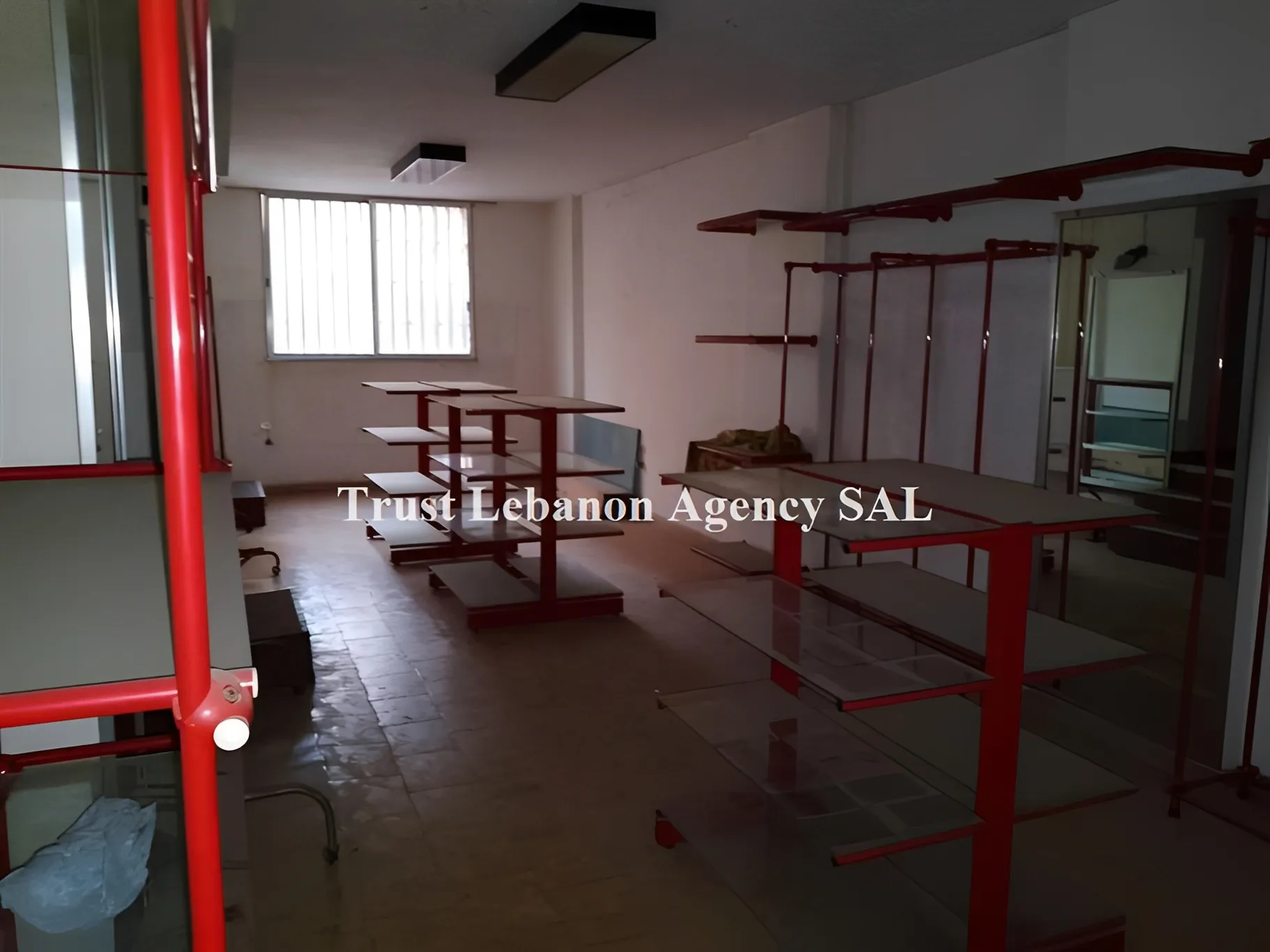 Shop for sale in Metn, Sid El Bauchrieh
