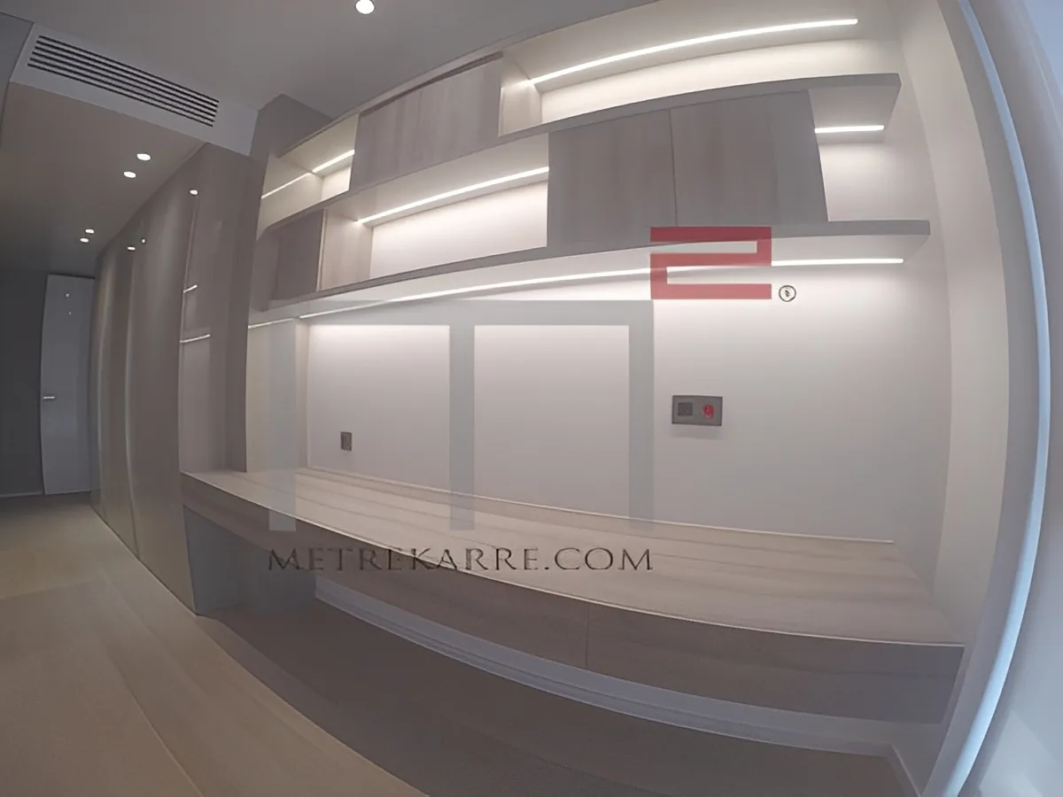Apartment for Sale in Ashrafieh Beirut Lebanon - 3 bed, 5 bath