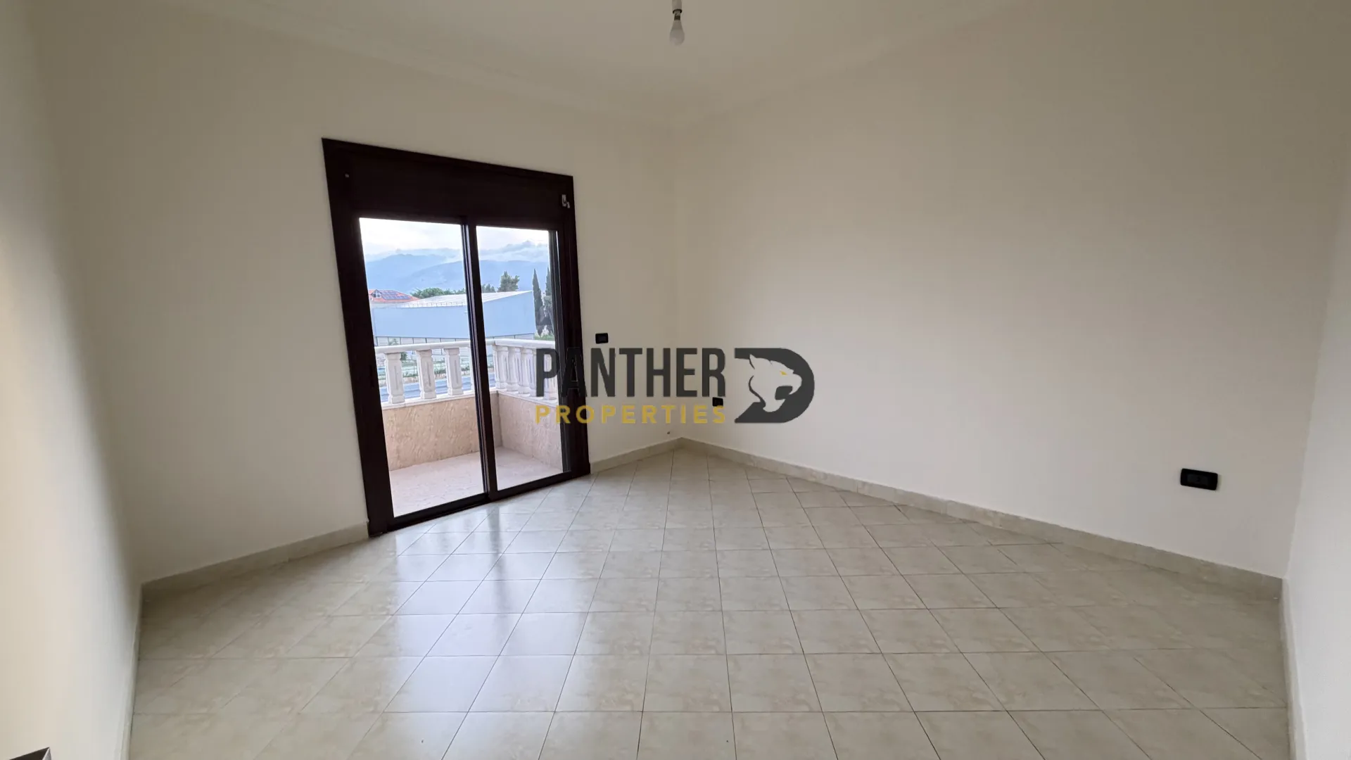 Apartment for sale in Taalabaya