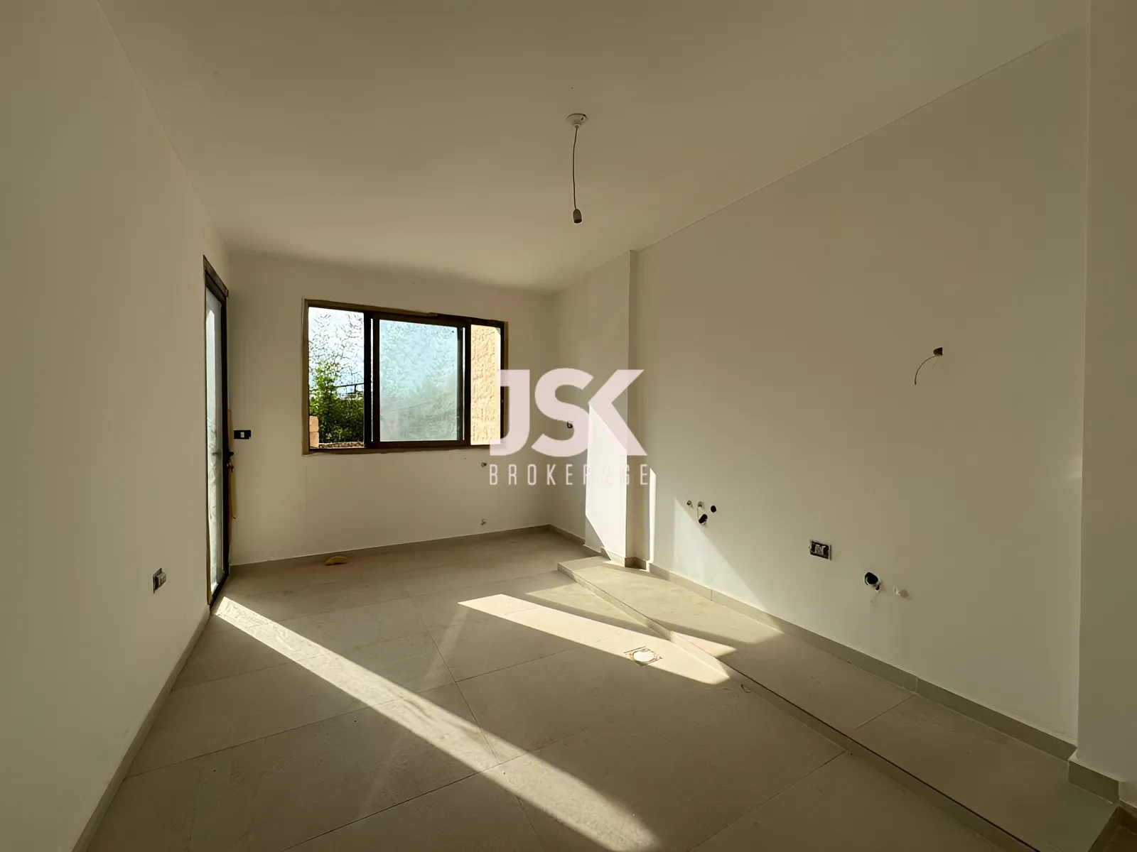 Apartment for Sale in Jouret Al Ballout