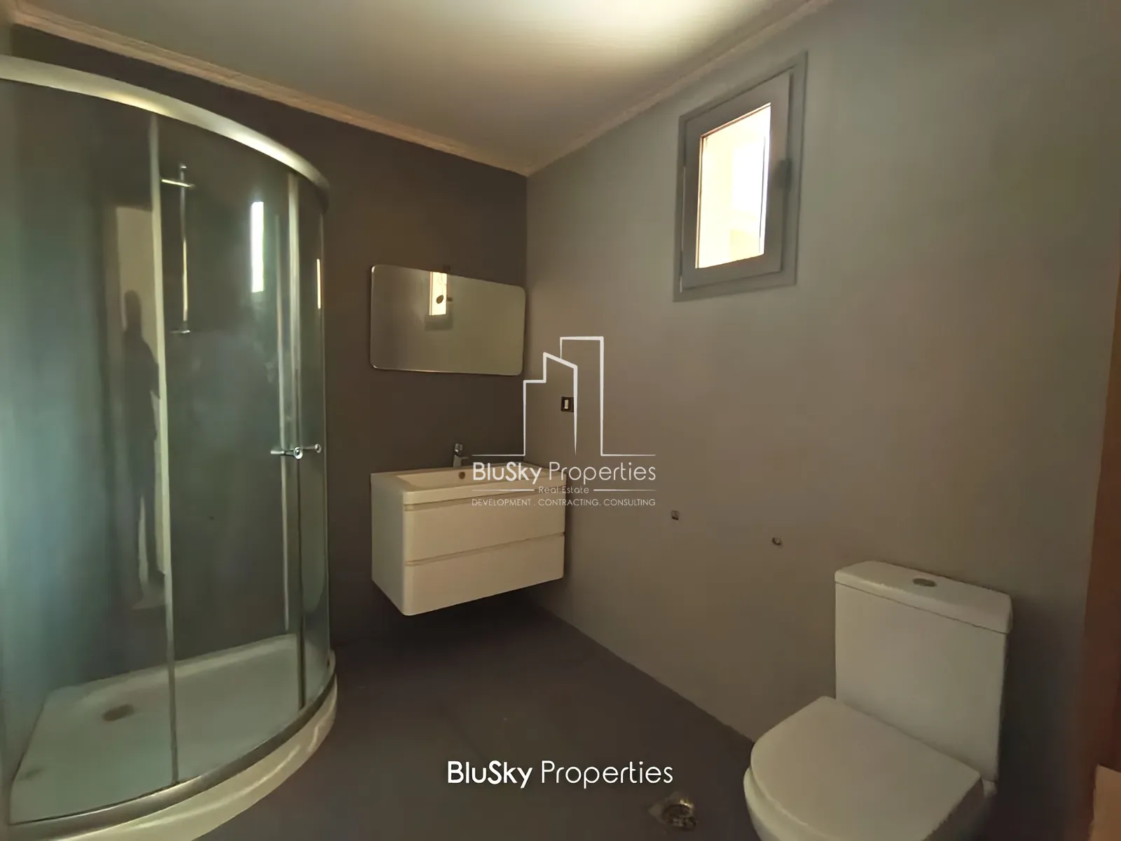 Apartment for Sale in Adma