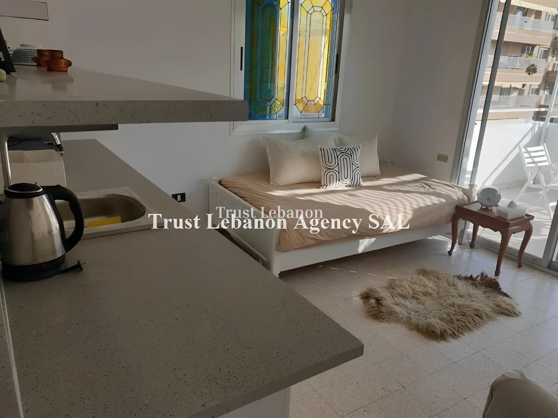 Studio for rent in Achrafieh, Beirut, Lebanon - 1 bed, 1 bath