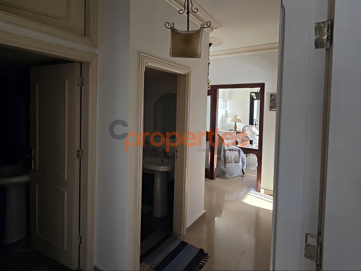 Apartment for Sale in Forn El Chebbak