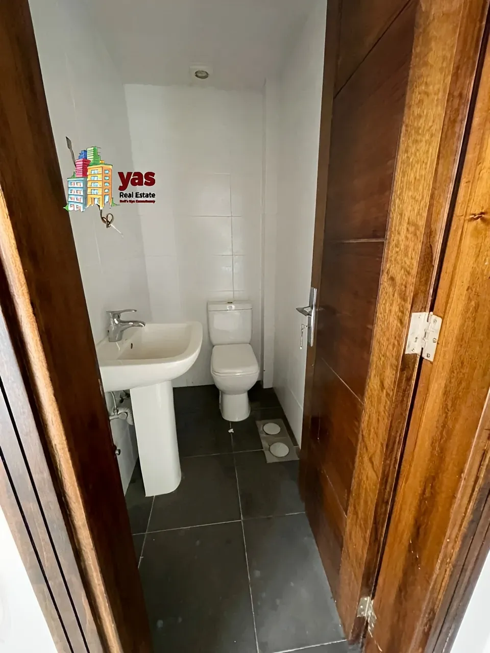 Apartment for Sale in Baabdat - 3 bed, 4 bath