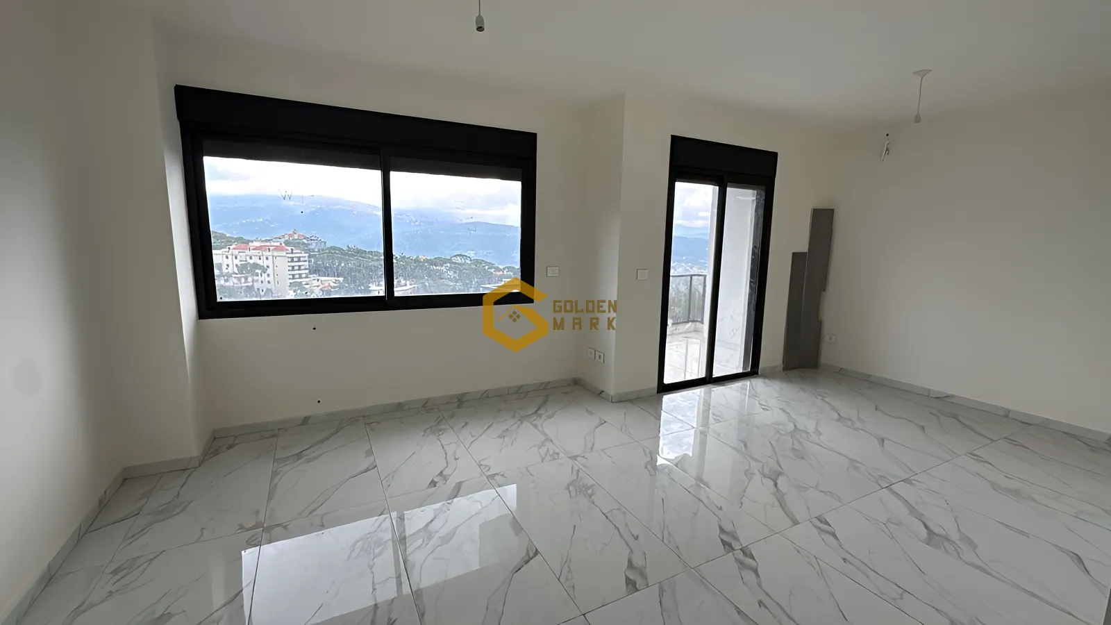 Apartment for Sale in Daoura - 3 bed, 3 bath