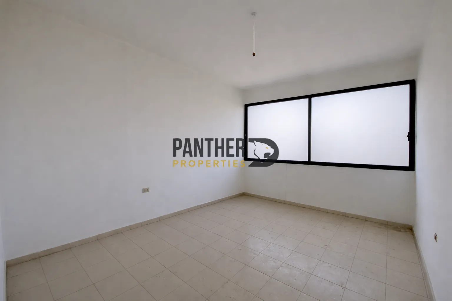 Office for rent in Horch tabet, lebanon