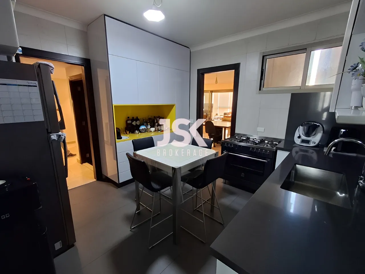 Apartment for Rent in Sioufi