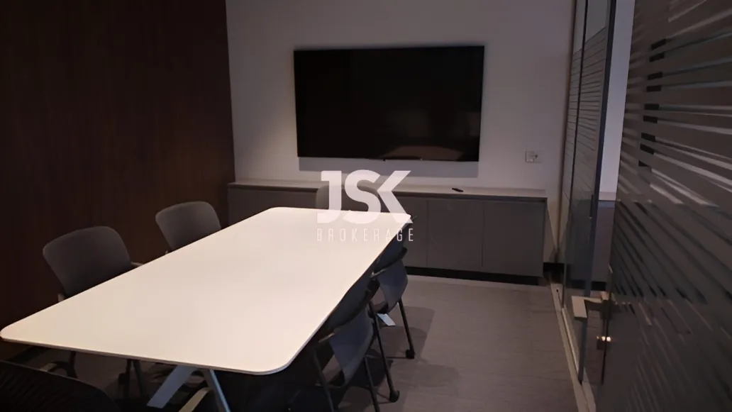 Office for rent in Dbayeh