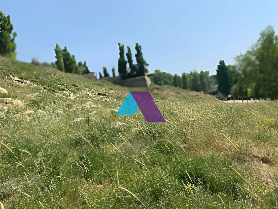 Land for Sale in Faqra