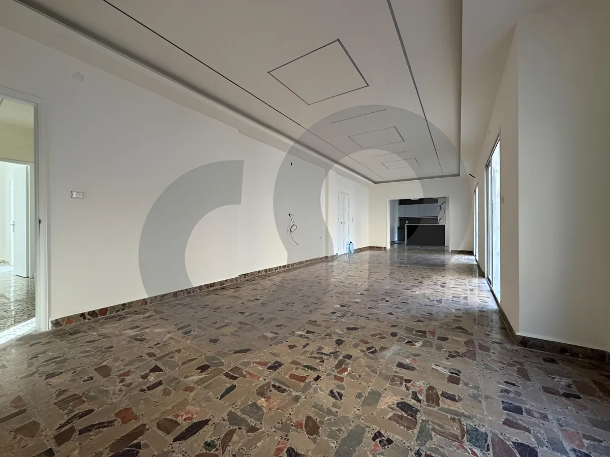Apartment for Sale in Barbour, Beirut - 5 bed, 2 bath