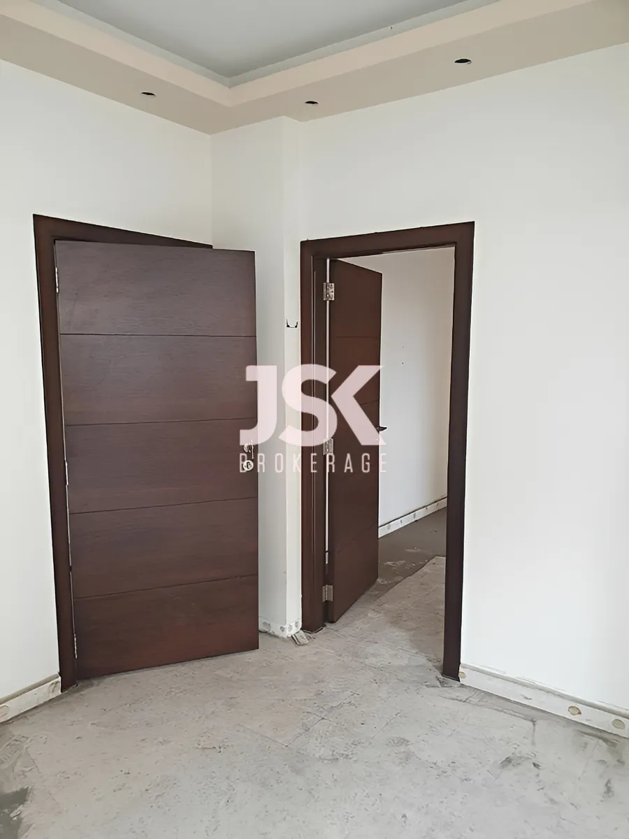 Office for rent in Jdeideh