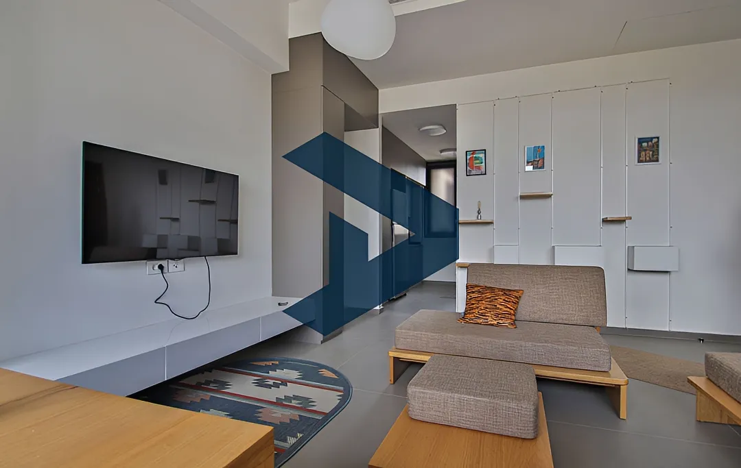 Apartment for rent in Caree d'or, Achrafieh, Lebanon - 2 bed, 3 bath