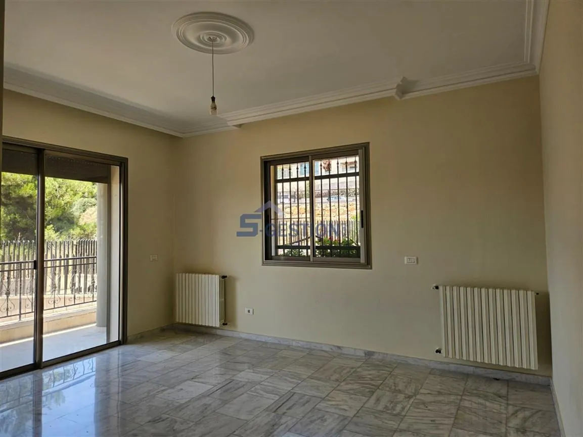 Apartment for Rent in Baabdat
