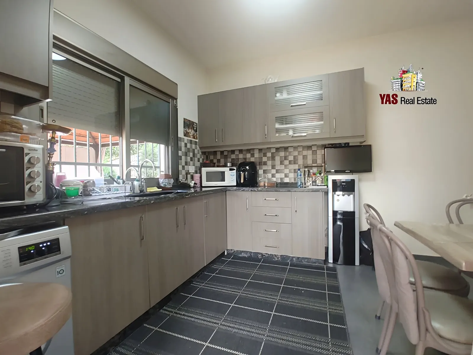 Apartment for Sale in Ajaltoun