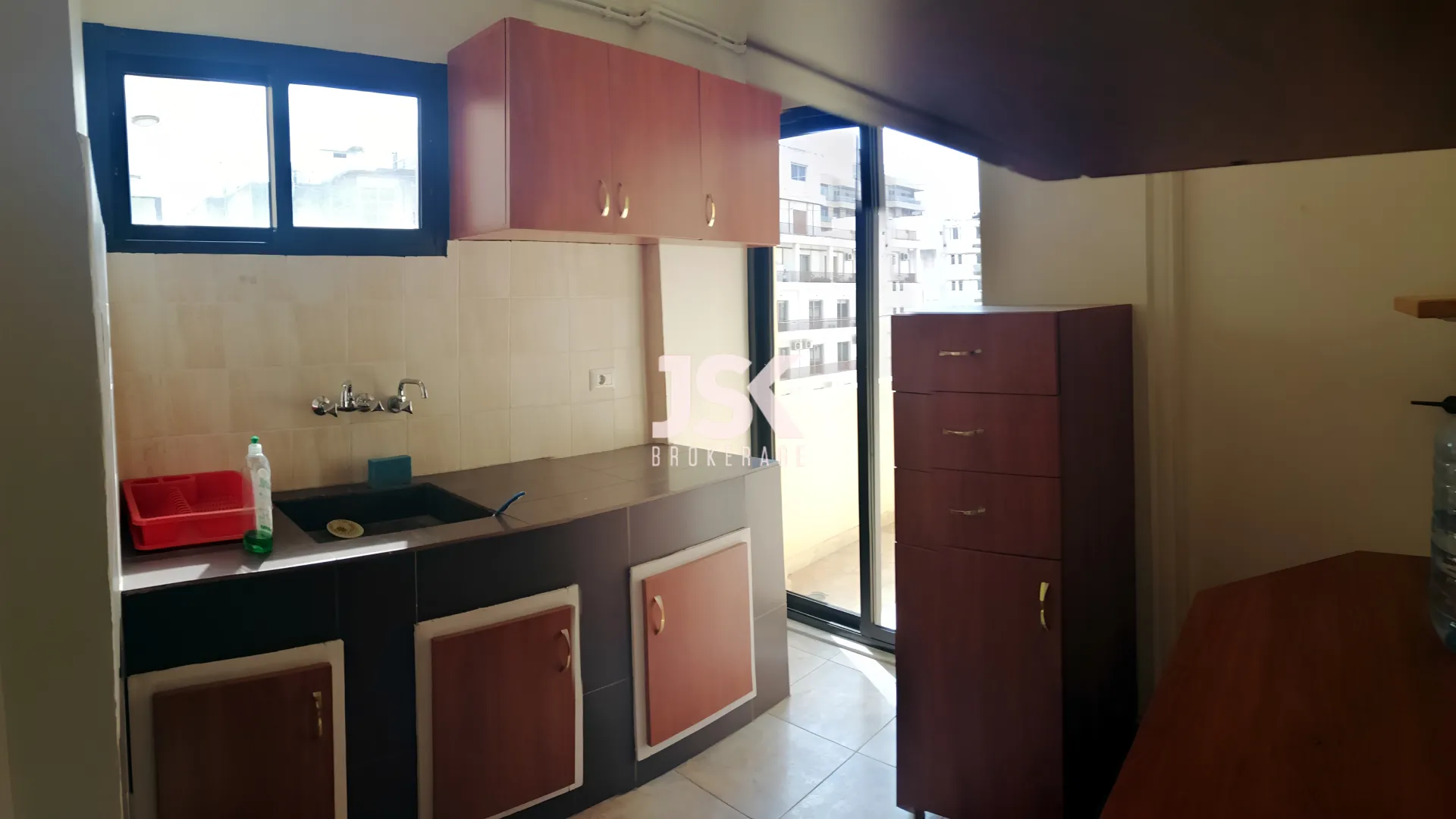 Office for Rent in Badaro