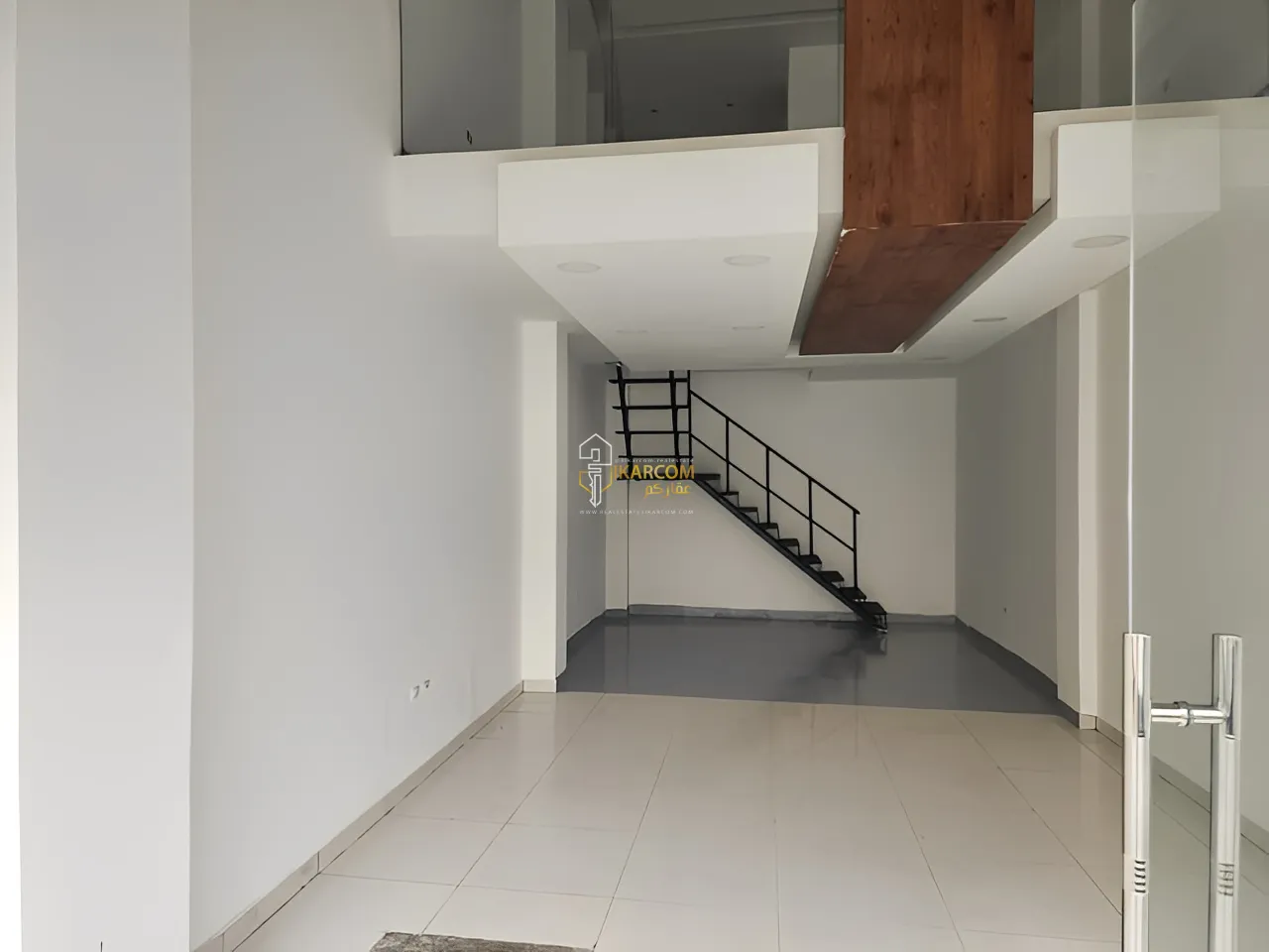 Shop for sale in Jisr El Wate
