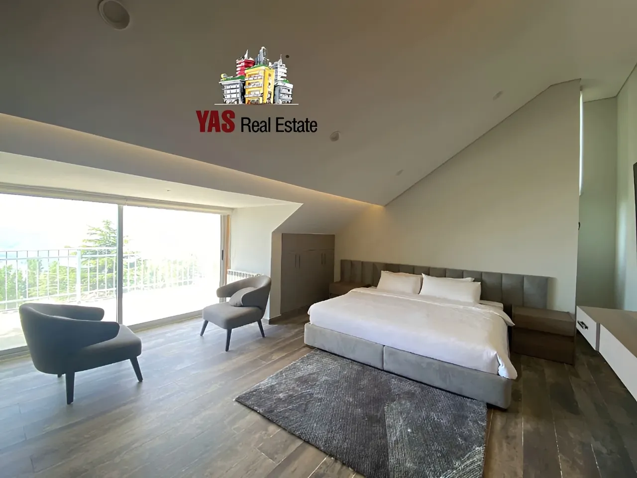 Apartment for Sale in Faraya - 3 bed, 5 bath