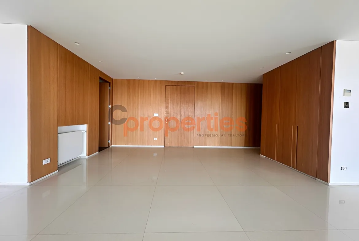 Apartment for Sale in Raoucheh - 4 bed, 6 bath