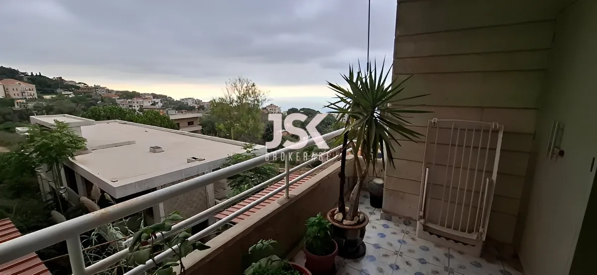 Apartment for Sale in Ain Aar, Lebanon