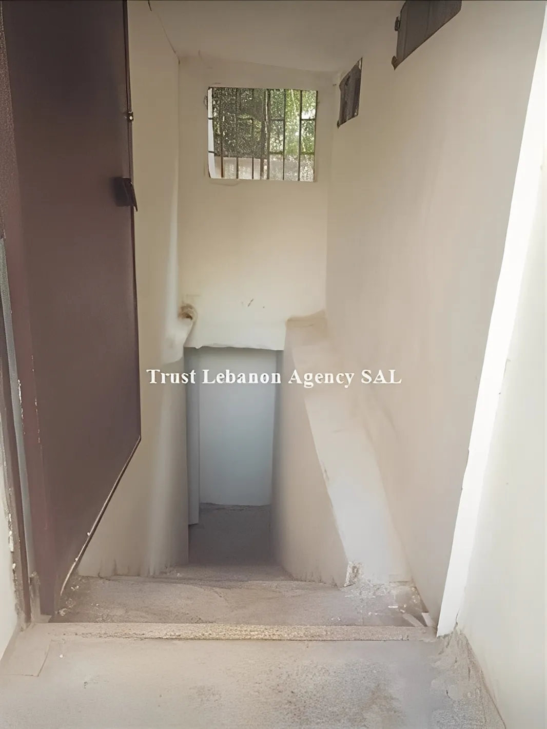 Commercial Property For Sale in Beirut, Chiyah