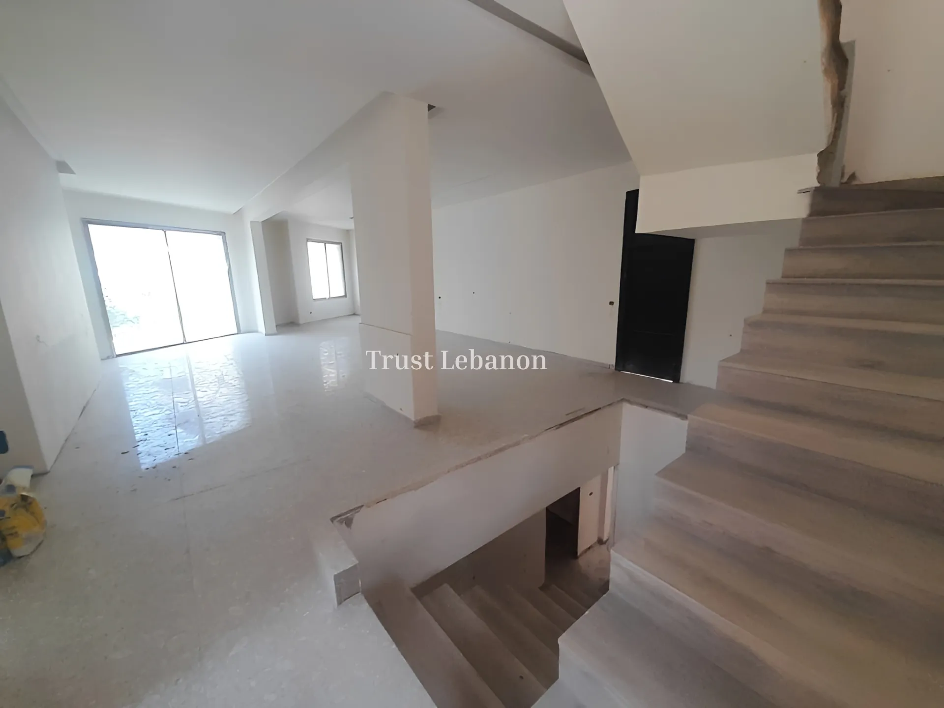 Triplex for sale in Ain Saadeh, Lebanon