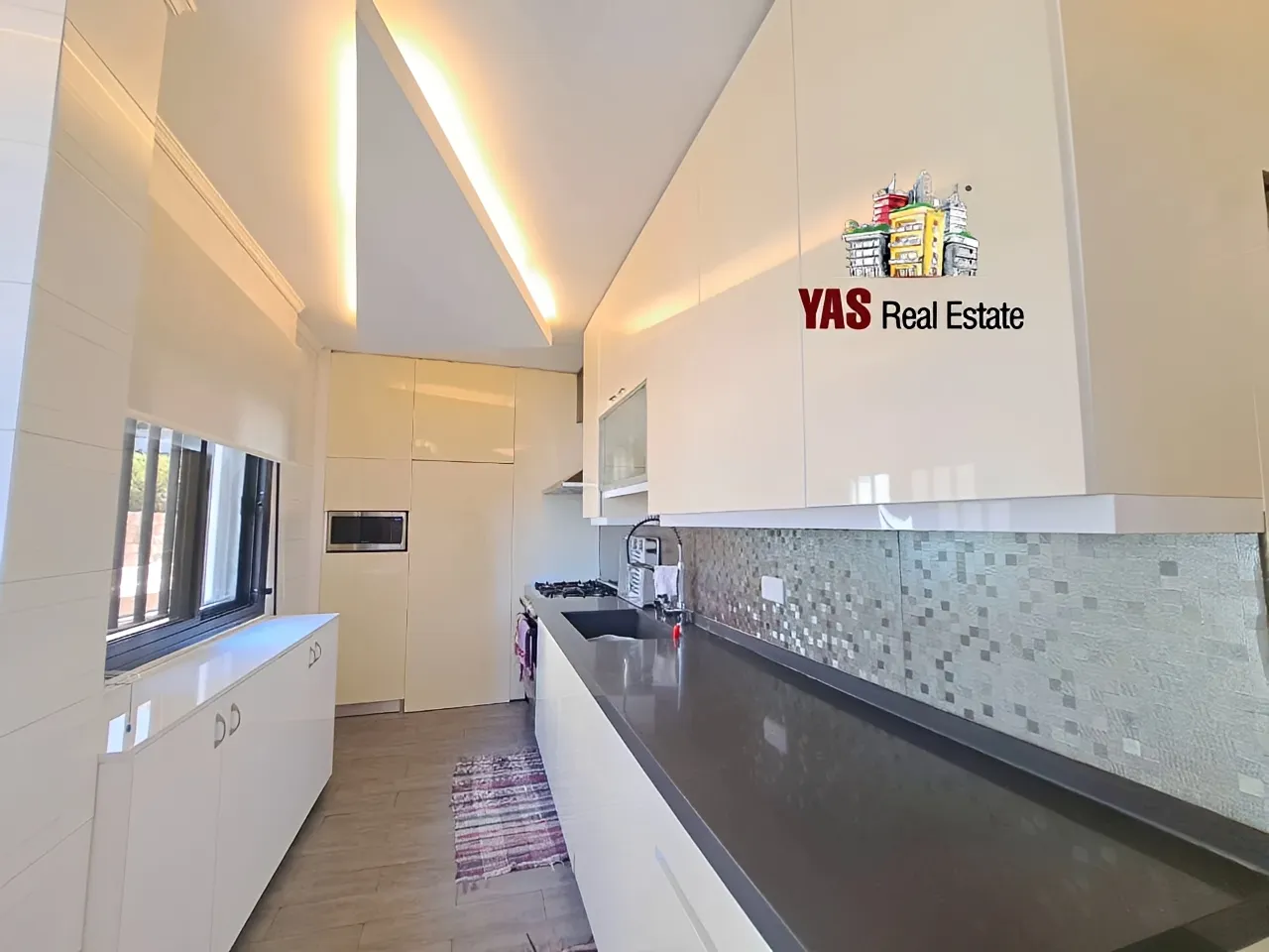Apartment for Sale in Ballouneh