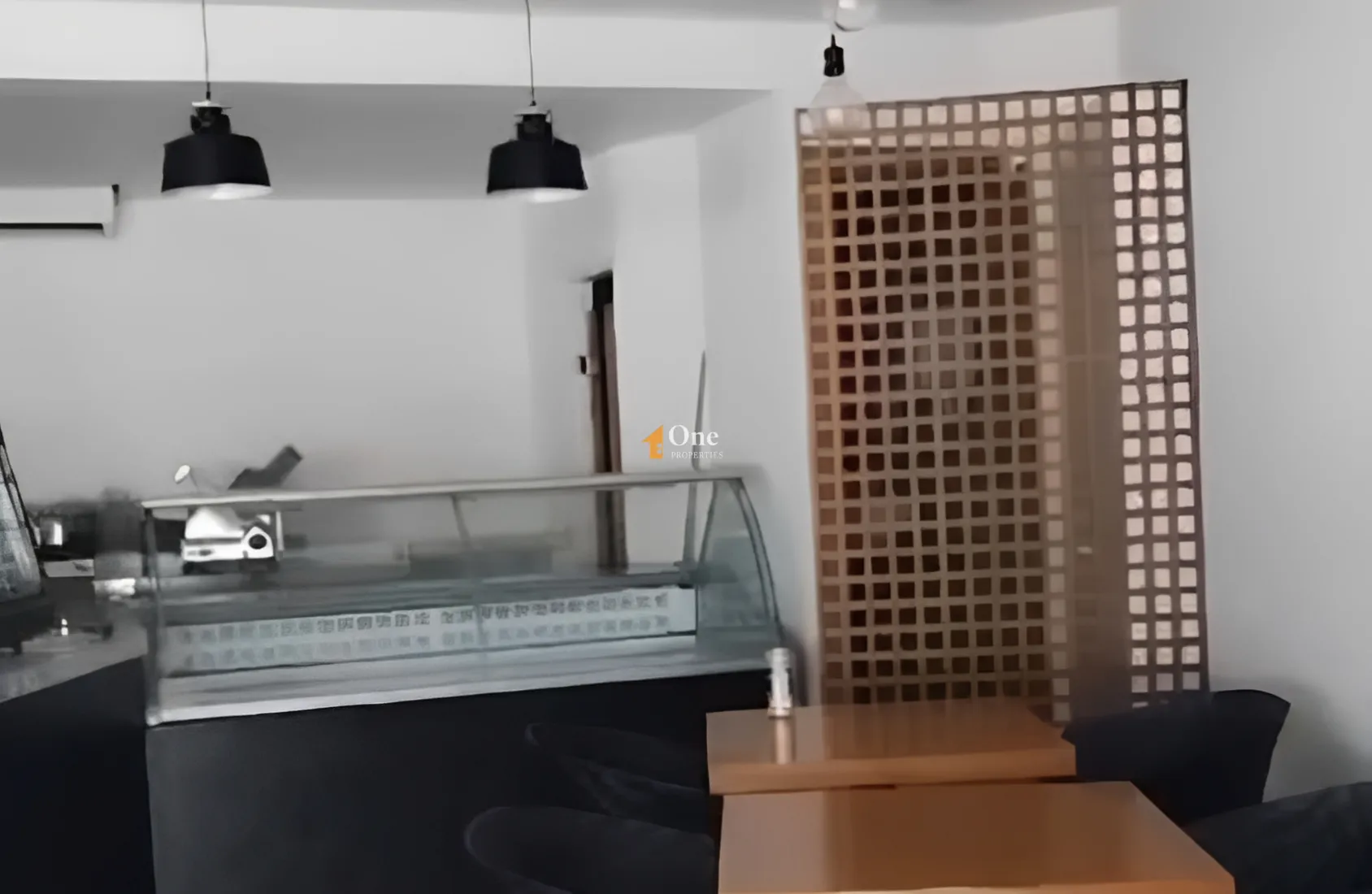 Shop for rent in Zouk Mikael, Lebanon