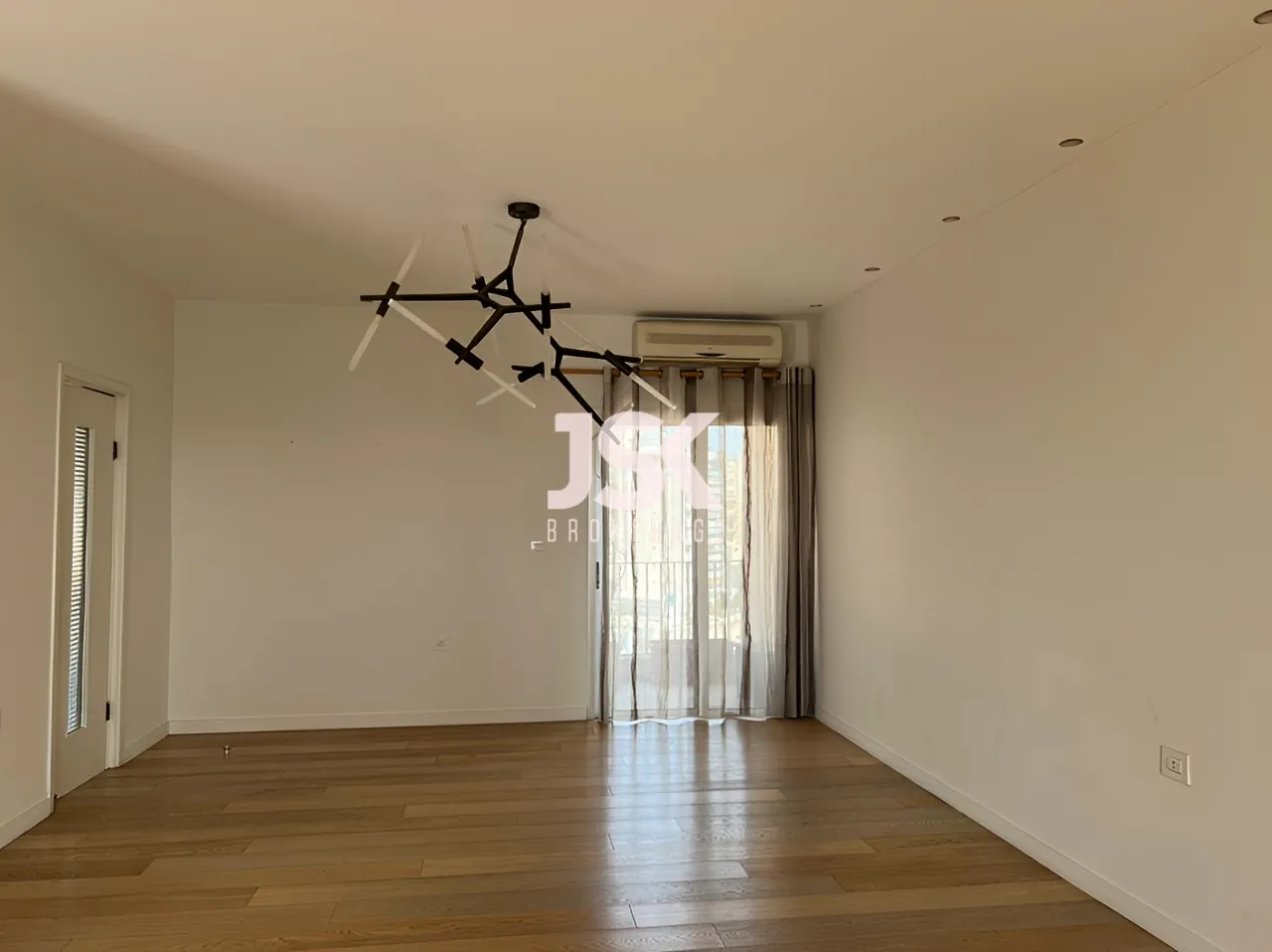 Apartment for Sale in Achrafieh - 3 bed, 3 bath