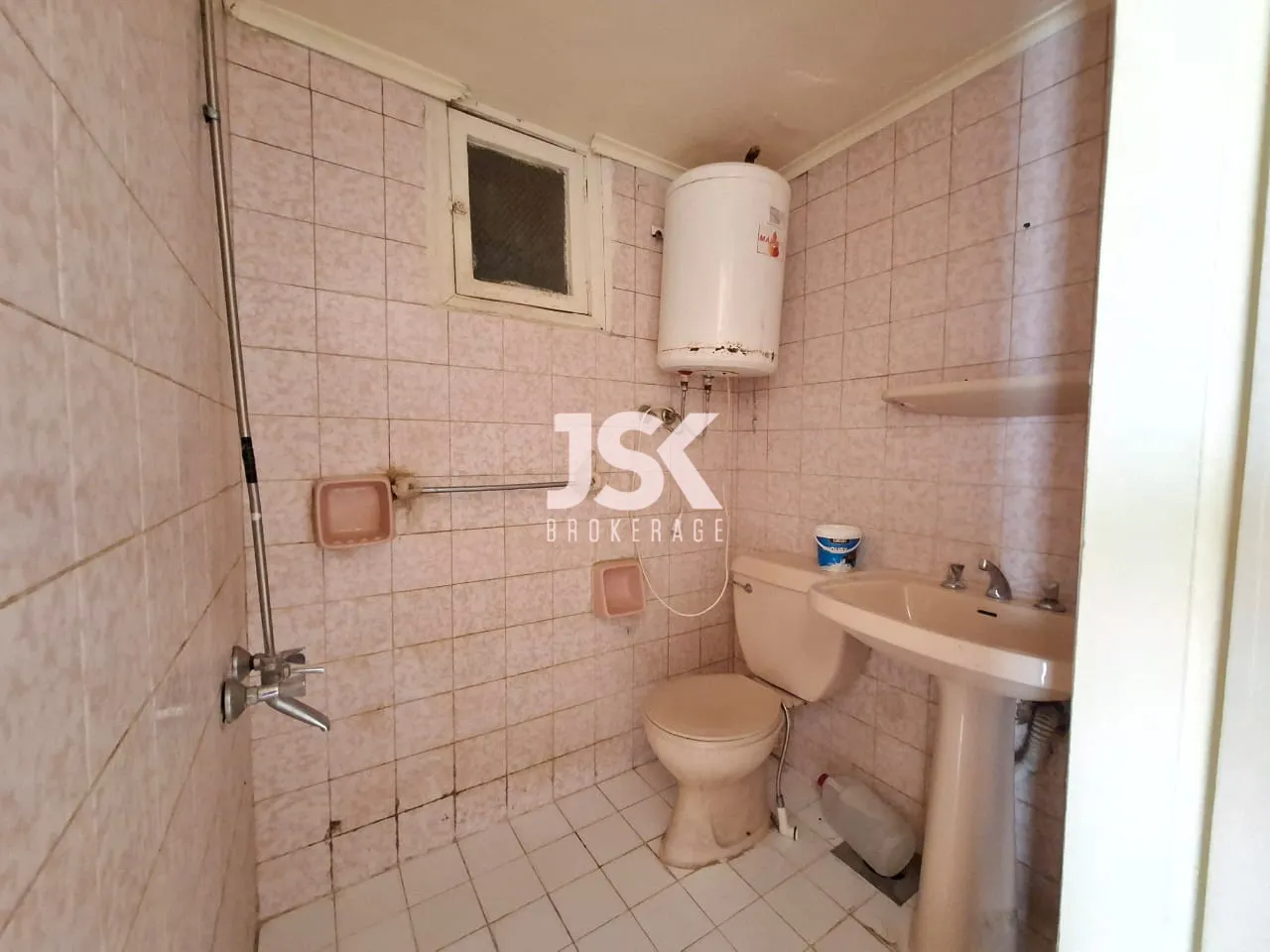 Studio for sale in Kfar Hbab