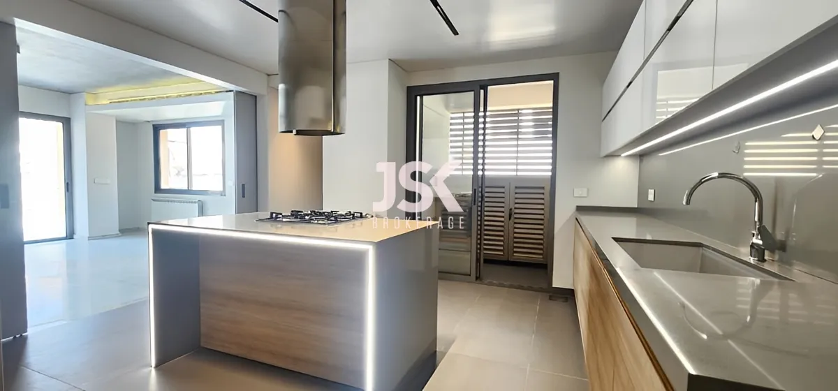 Apartment for Sale in Mar Takla, Lebanon - 3 bed, 5 bath