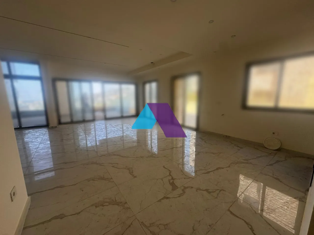 Apartment for Sale in Bsalim - 3 bed, 5 bath