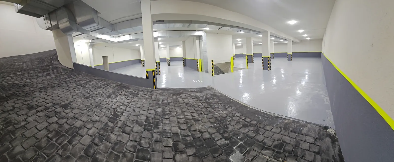Warehouse for sale in Baabda