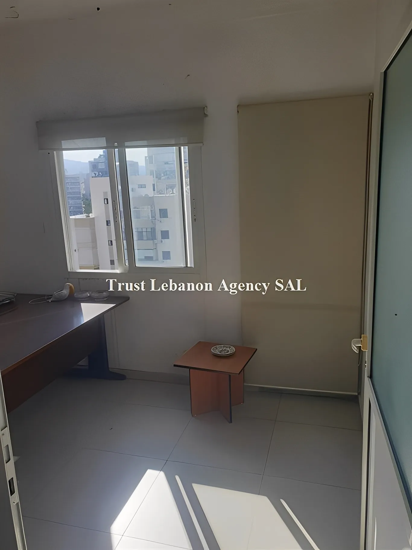 Office for sale in Metn, Zalka