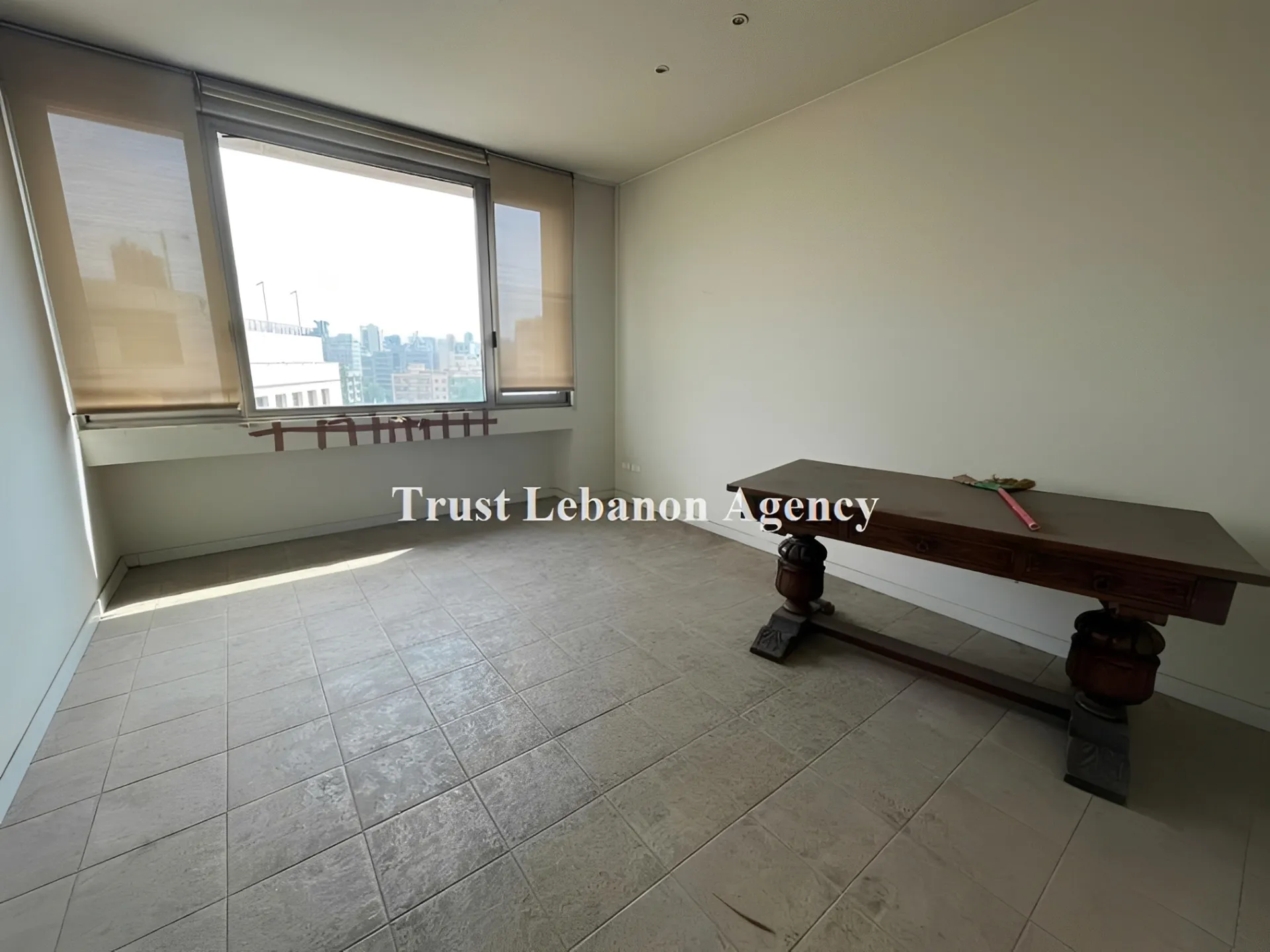 Clinic for sale in Beirut, Adliyeh