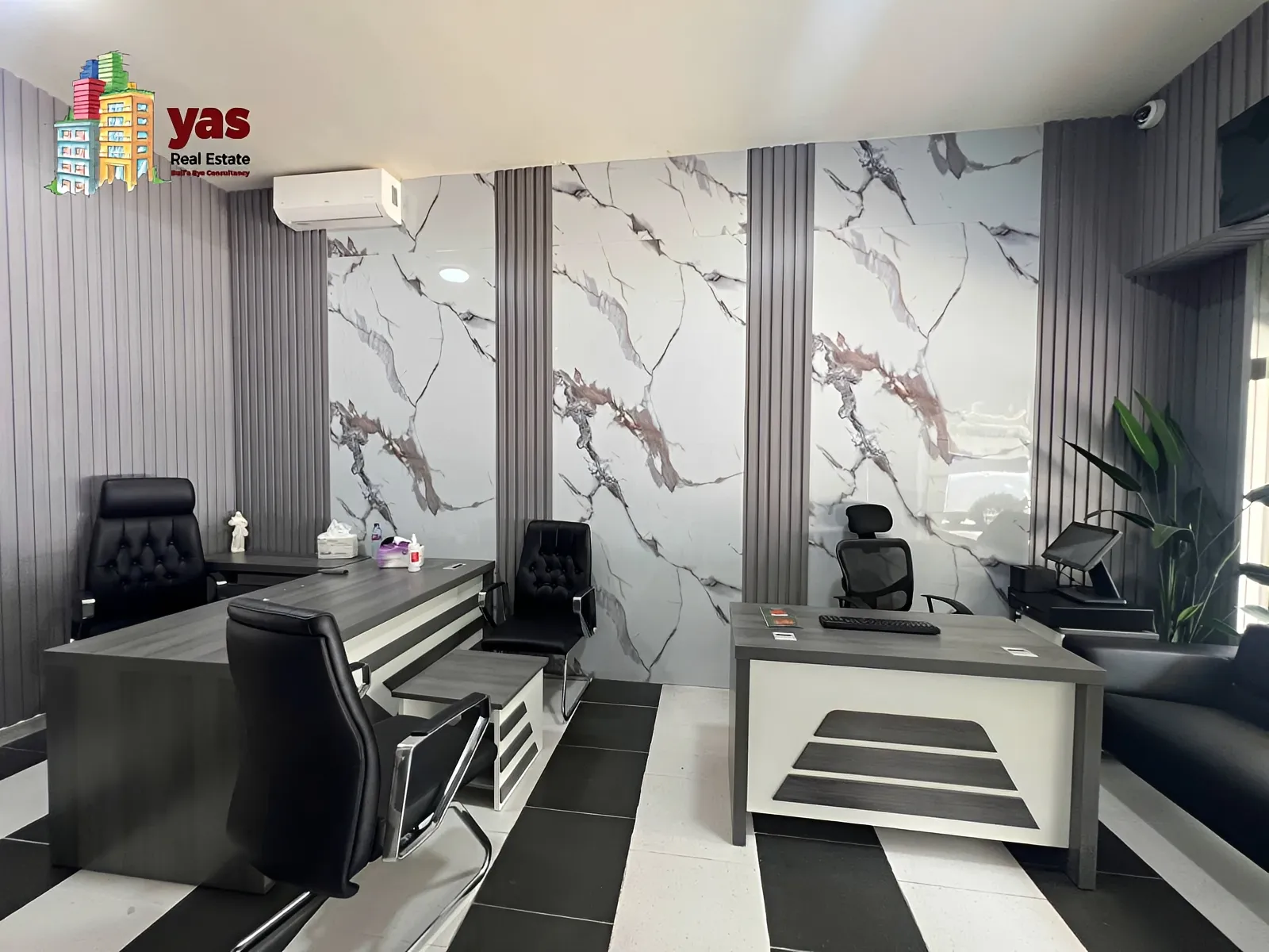 Shop for Rent in Adonis