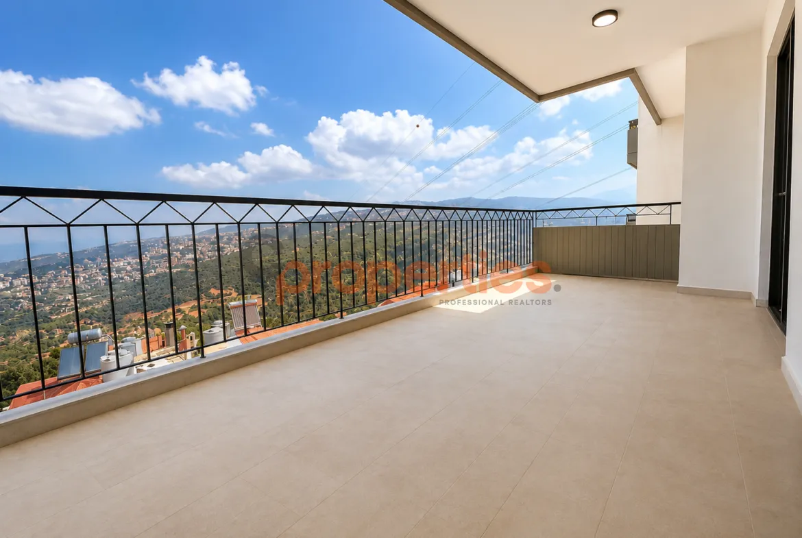 Duplex for sale in Qornet El Hamra