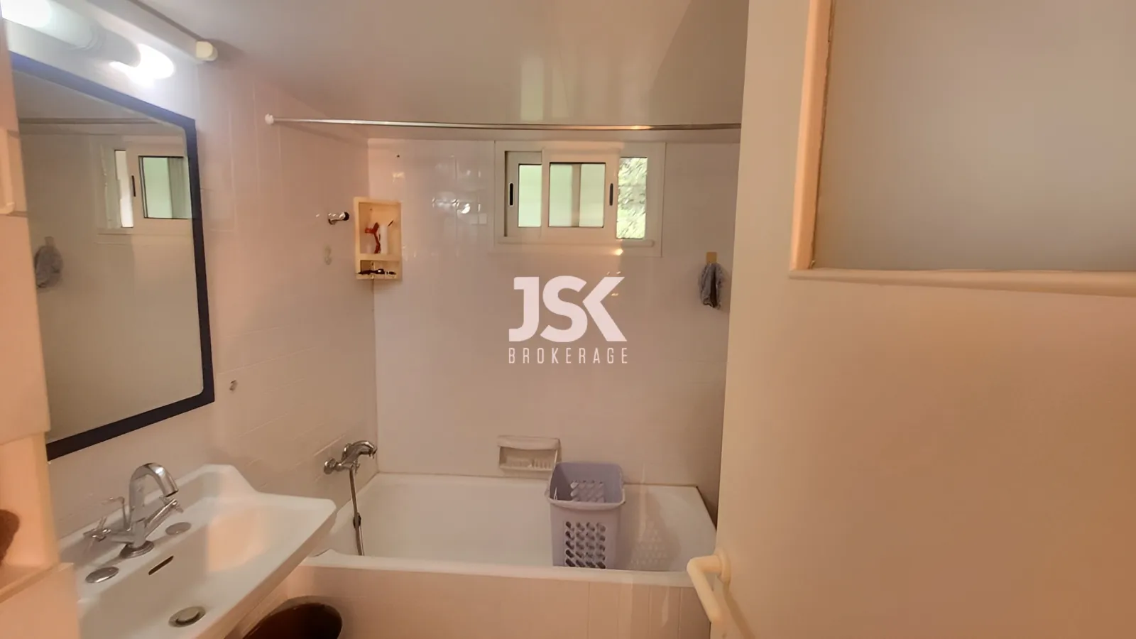 Land for Sale in Kfour