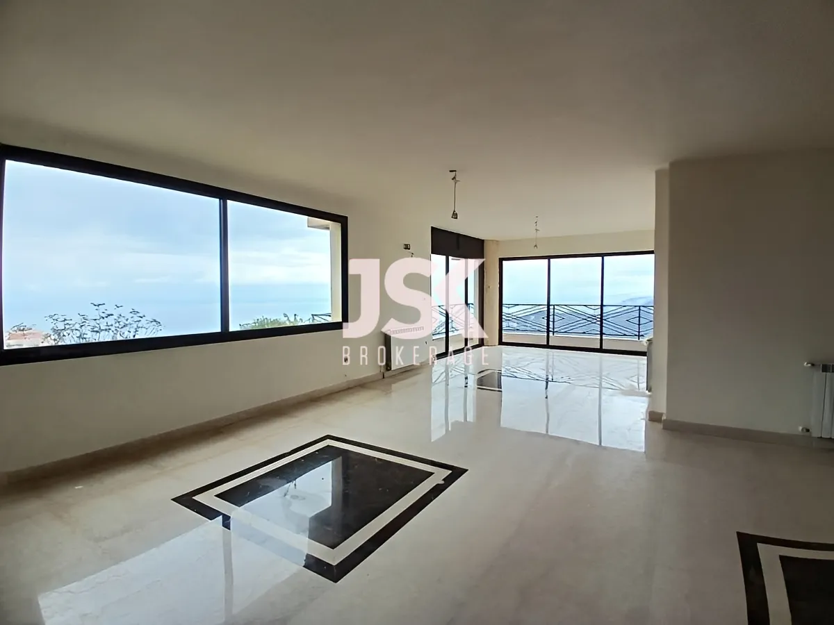 Apartment for Sale in Mazraat Yachoua, Lebanon
