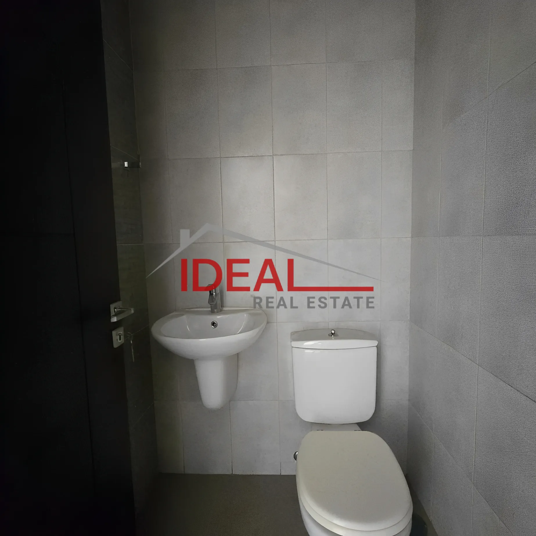 Office for Rent in Forn El Chebbak, Lebanon