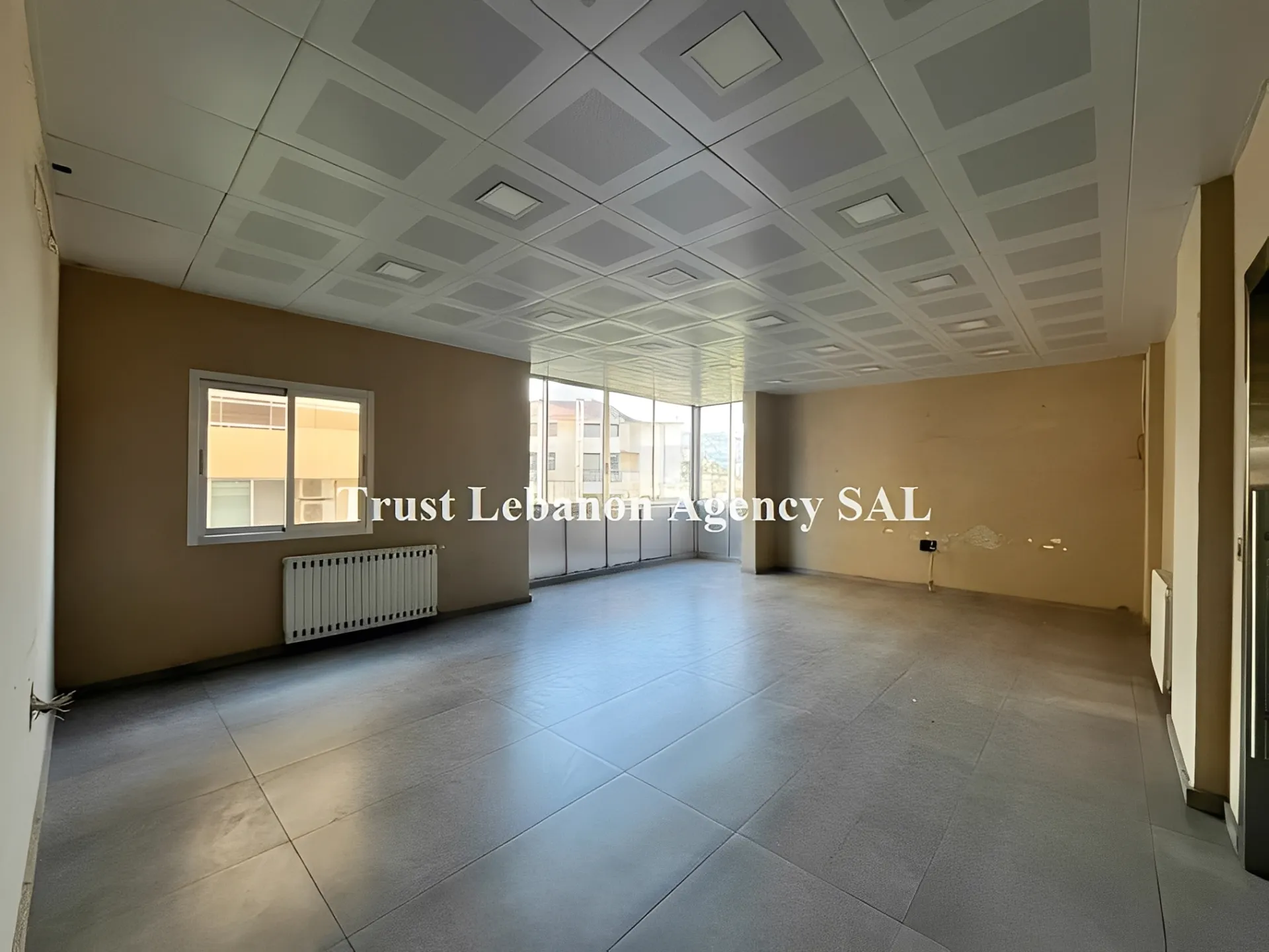 Office for rent in Metn, Mtayleb
