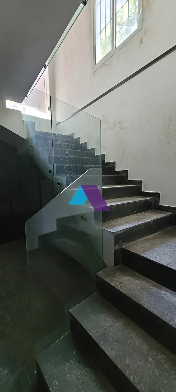 Office for Sale in Zalqa