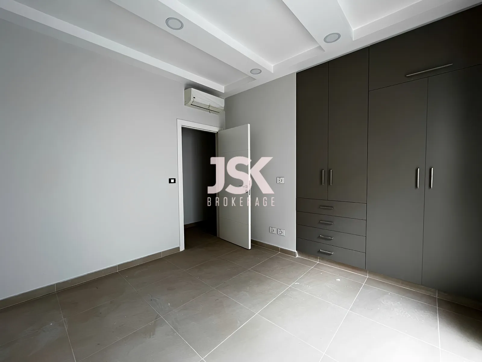 Apartment for Rent in Sahel Aalma