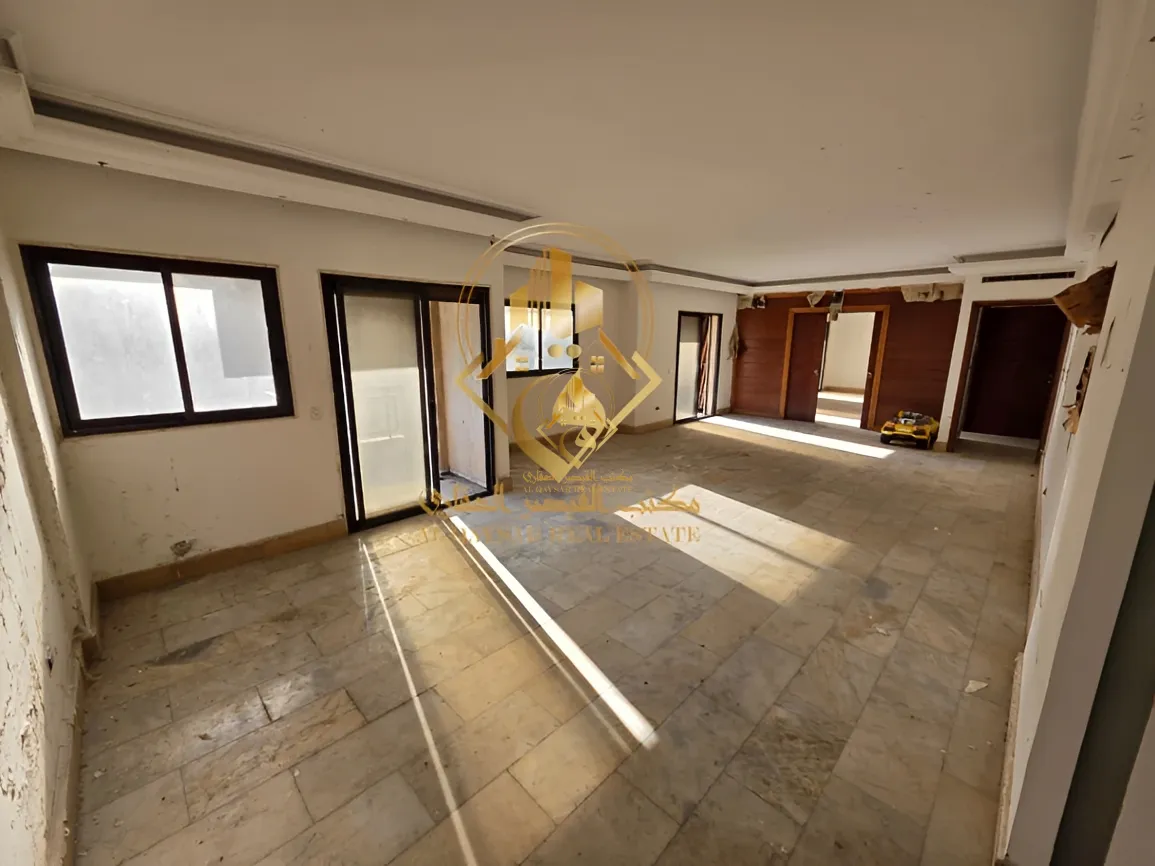 Apartment for sale in Ras Al Naba'a, Beirut, Lebanon